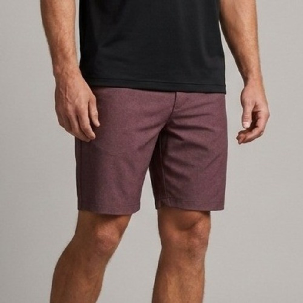 TravisMathew Beck Golf Shorts Mens 38 Burgundy Heathered Stretch Performance